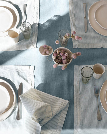 Doblado de servilletas de tela: estilos elegantes para vestir tu mesa - Aiguavista