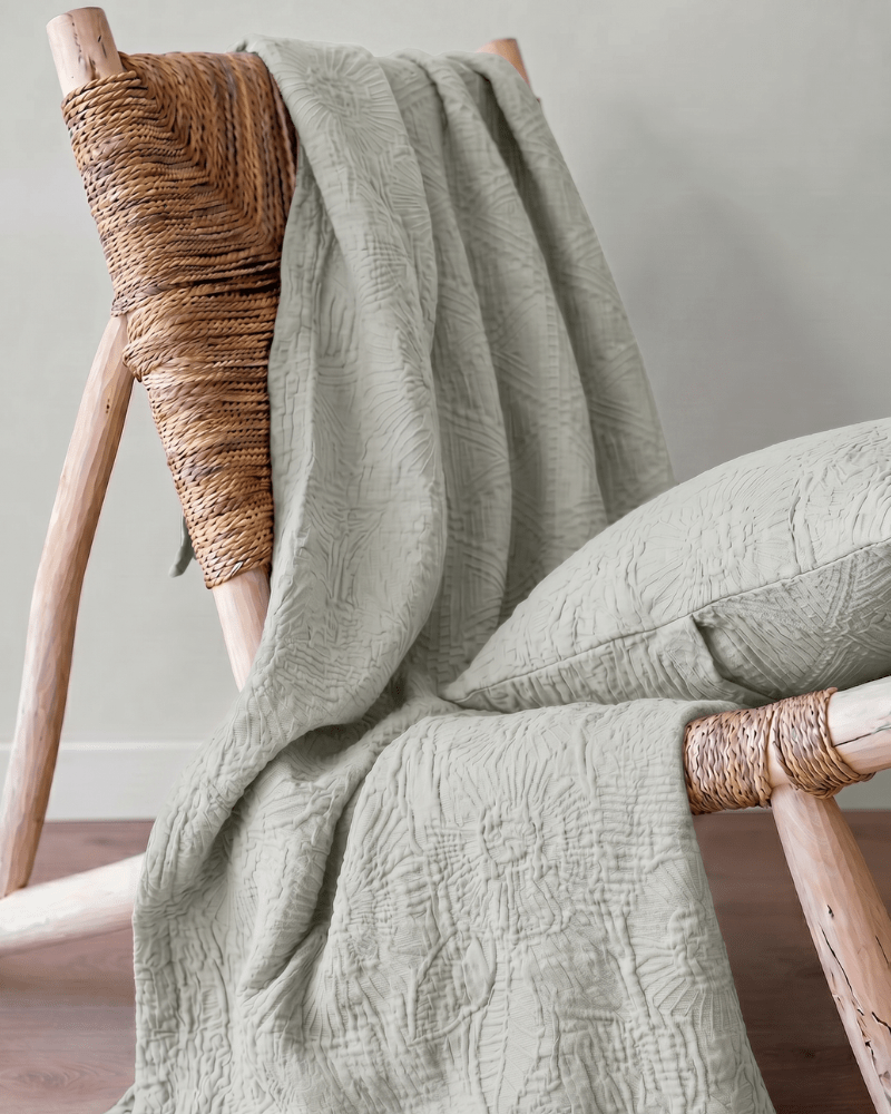Plaid Girona- - Aiguavista