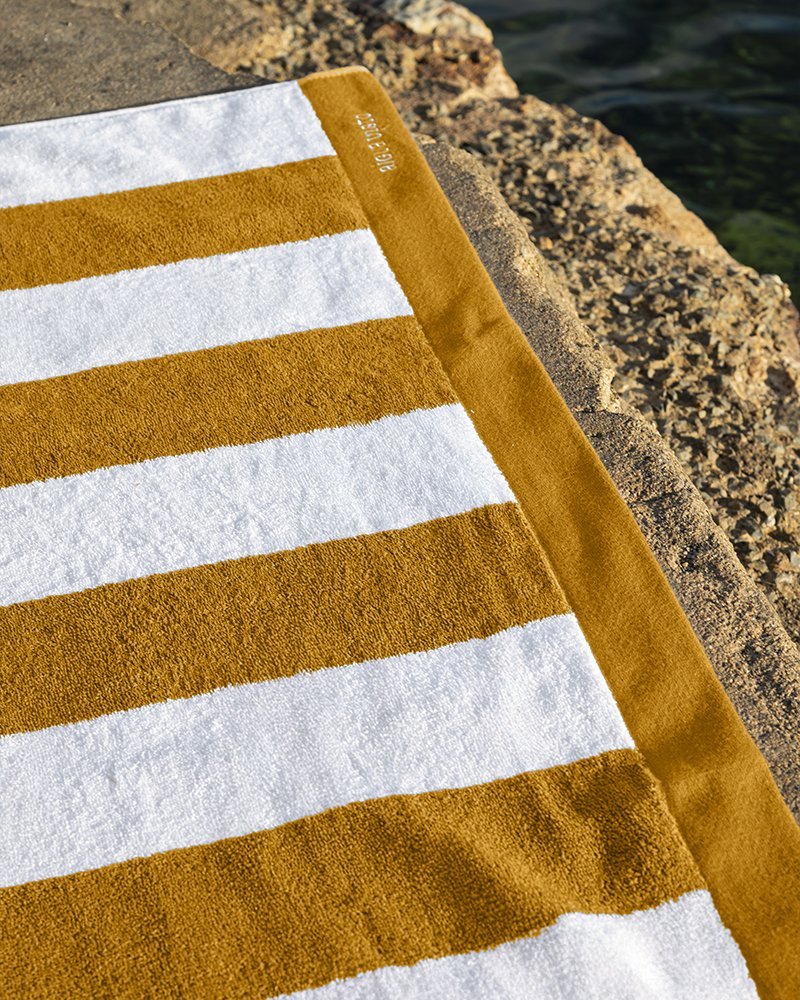 Toalla playa Palamós -  - Aiguavista